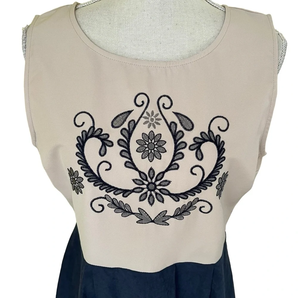 Hayden Cream/Blue Embroidered Fit and Flare Dress M
